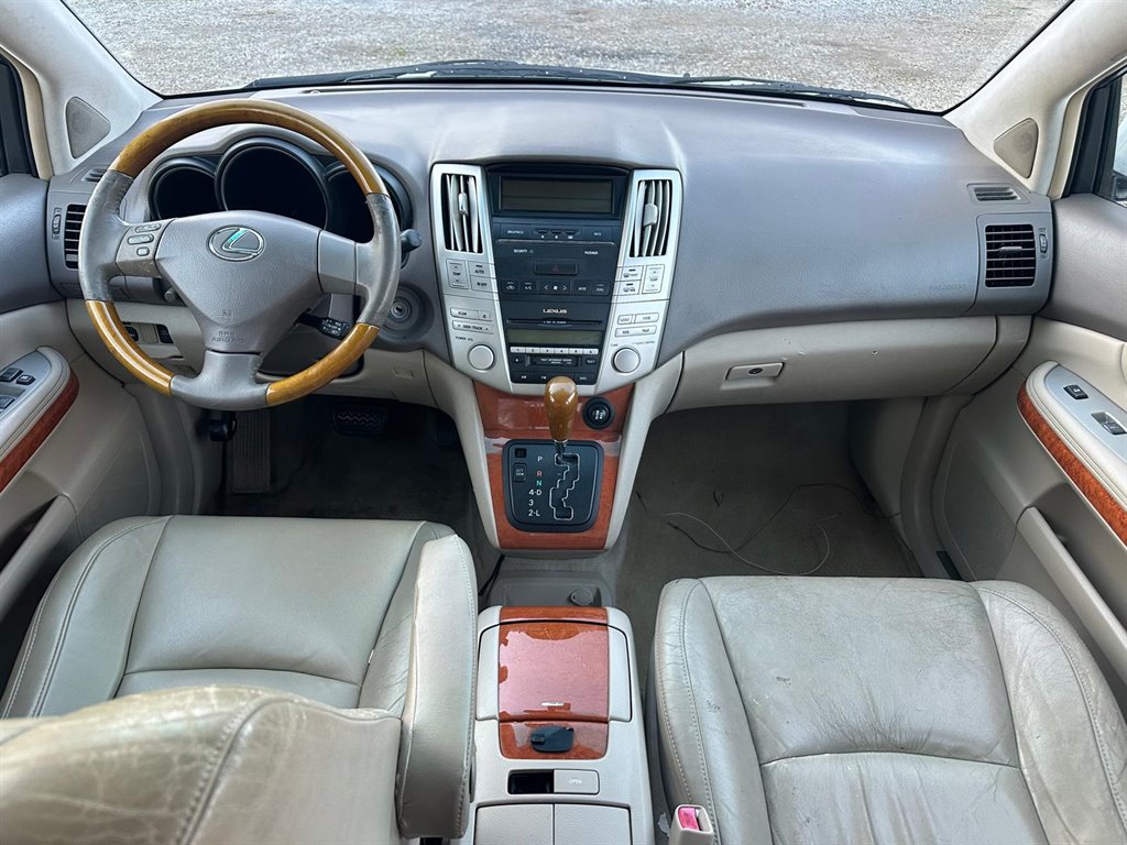 2004 Lexus RX 330 photo 10