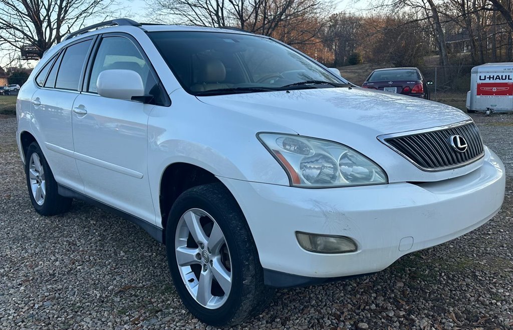 Lexus RX's photo