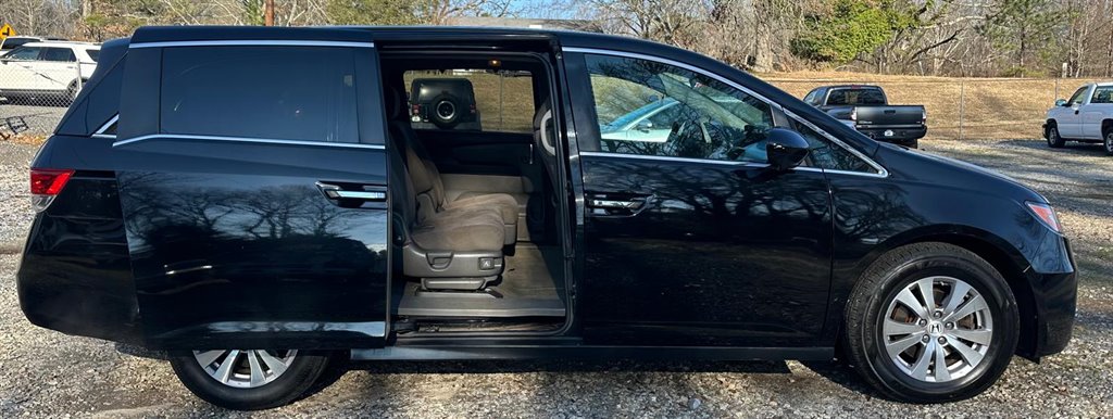 2015 Honda Odyssey EX photo 10