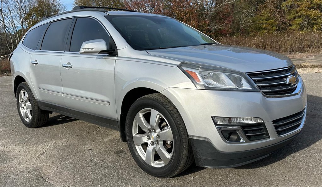 Chevrolet Traverse's photo