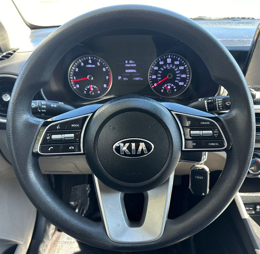 2020 Kia FORTE LXS photo 14