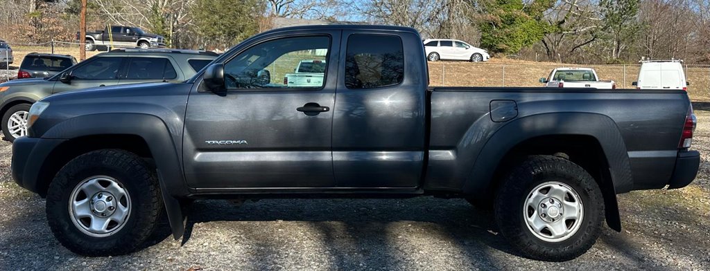 2010 Toyota Tacoma Base photo 7