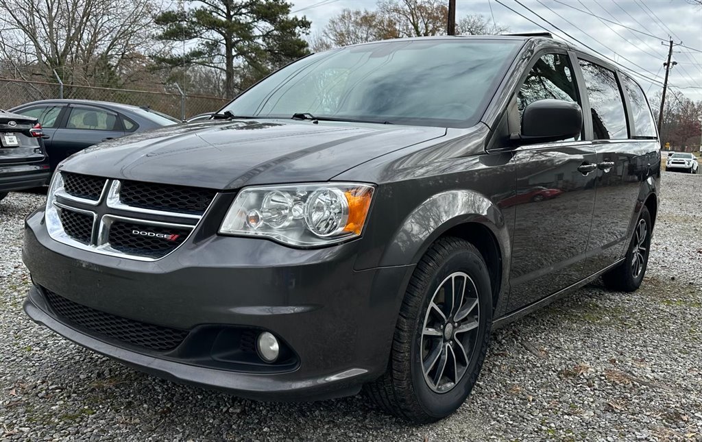 2019 Dodge Grand Caravan SXT photo 3