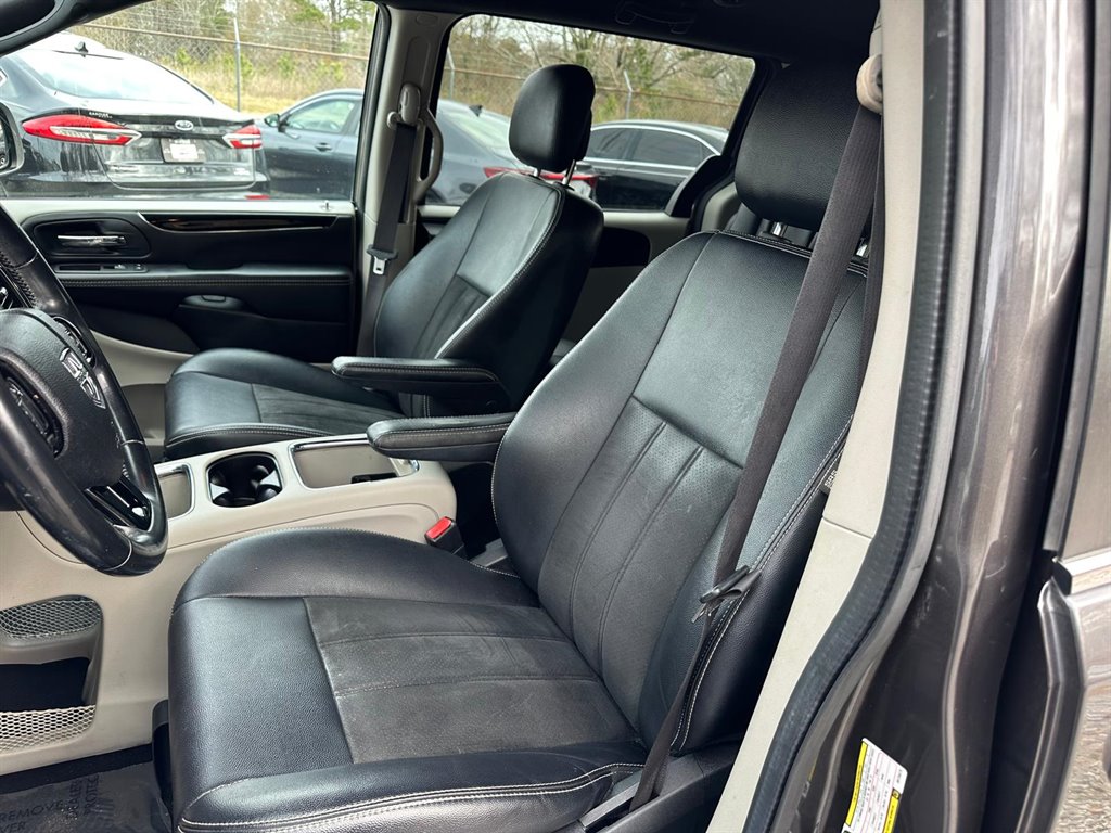 2019 Dodge Grand Caravan SXT photo 11