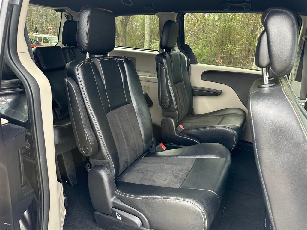 2019 Dodge Grand Caravan SXT photo 15