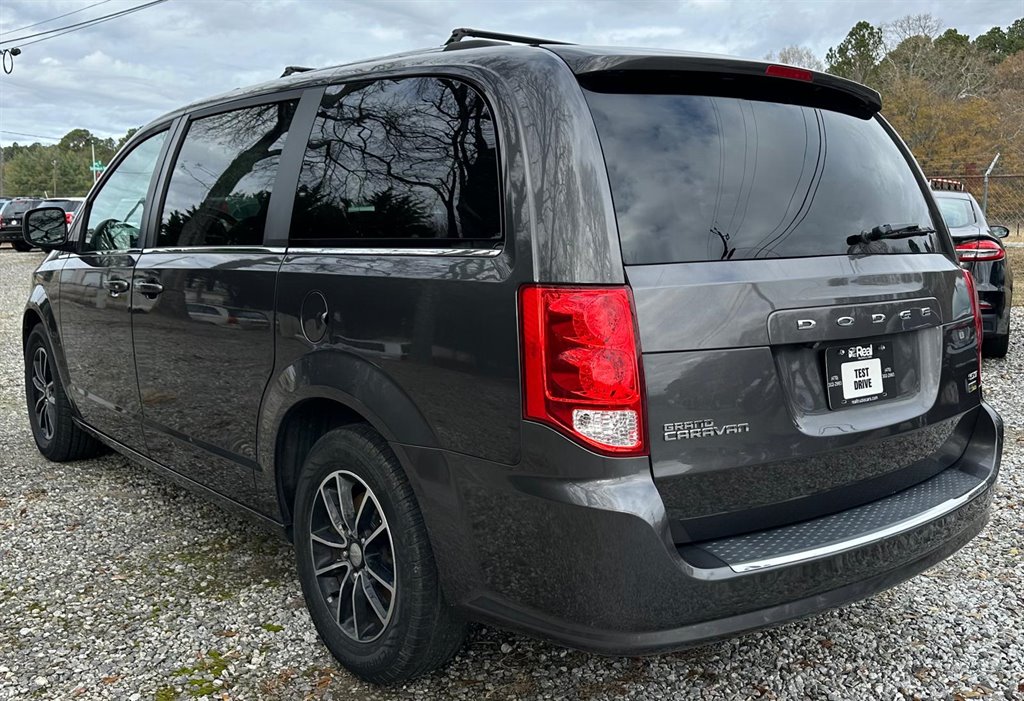 2019 Dodge Grand Caravan SXT photo 6