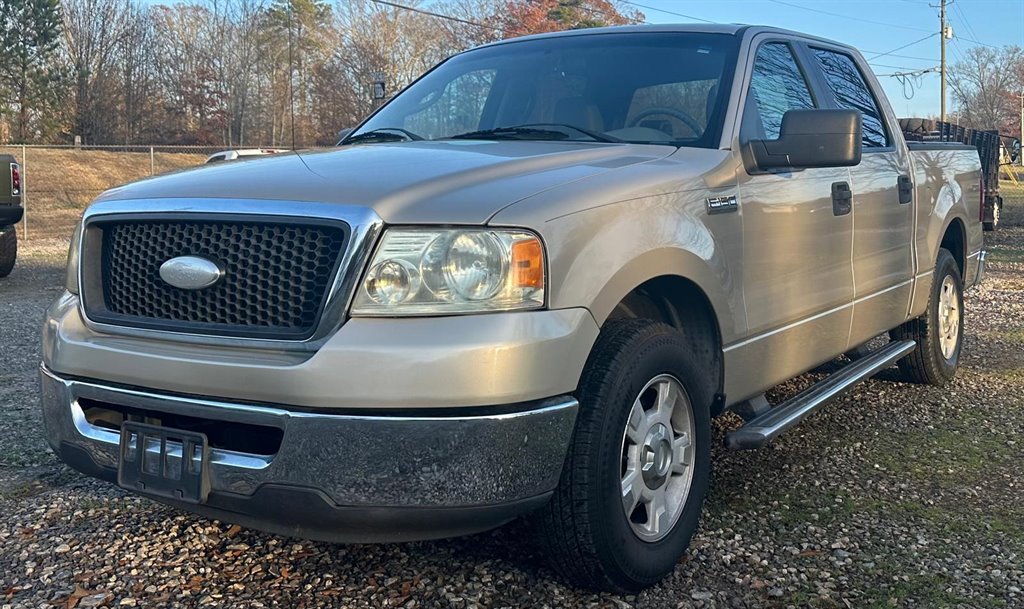 2007 Ford F-150 XLT photo 3