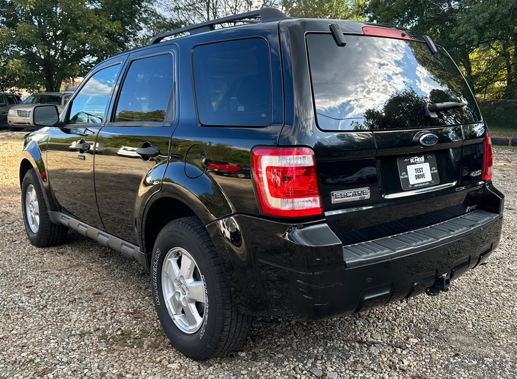 2009 Ford Escape XLT photo 6